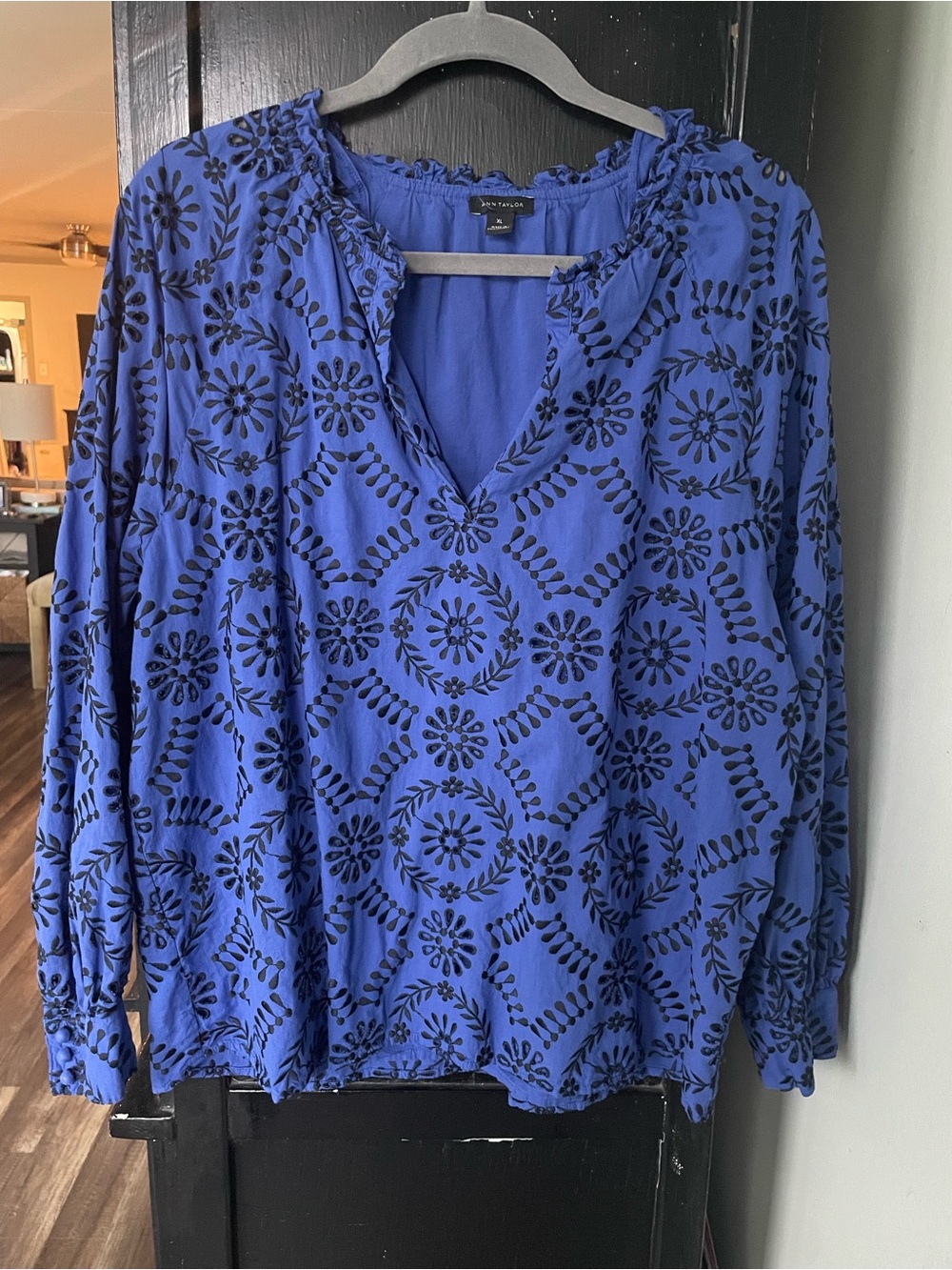 Ann Taylor Royal Blue Blouse Top Shirt with Black Floral Embroidery Size XL